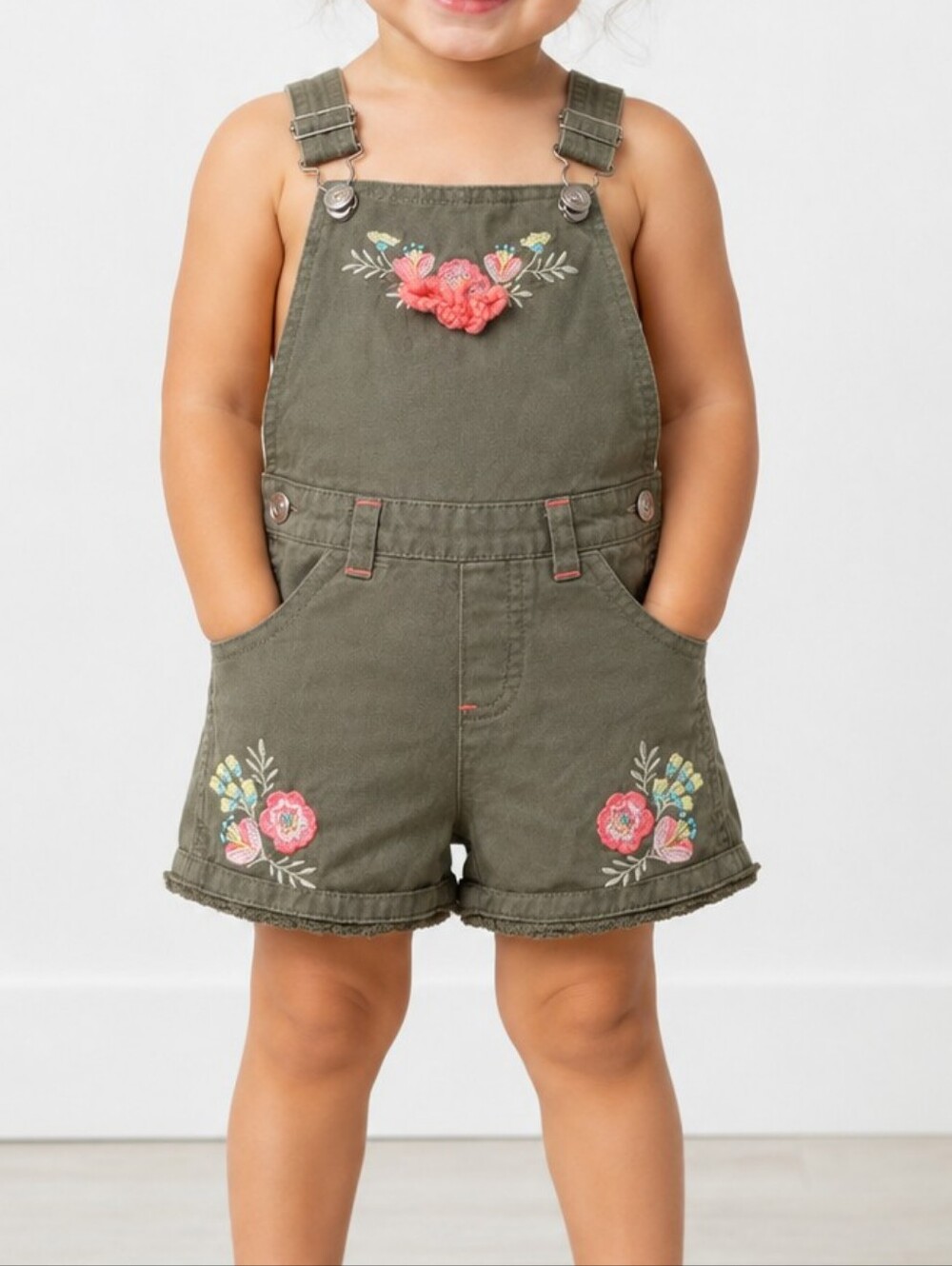 🌸 Toddler Girls Floral Embroidered Overall Shorts – Size 2T 🌸